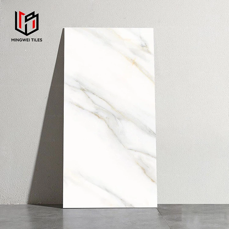 Glaserad blank keramisk kakel